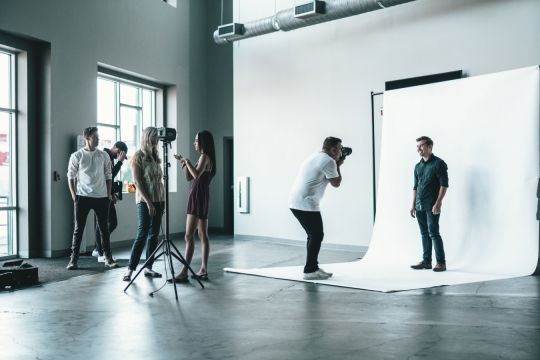 The Complete Guide to Taking Professional Headshot Photos