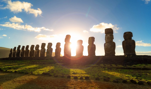Wyspa Wielkanocna – cud (na końcu) świata i kamienne twarze w Chile