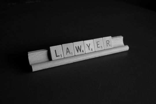 Escape the Legal Pitfalls: 6 Surprising Reasons You Can't Win Without an Expert Lawyer