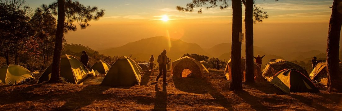 Going Camping? Here are 4 Things You Shouldn't Forget to Pack