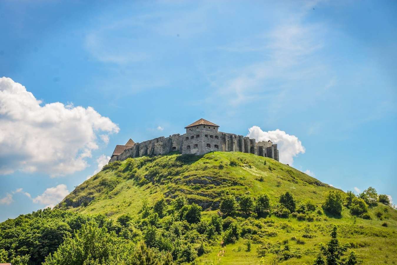 Sumeg Castle in Hungary :: Fshoq! Travel Blog