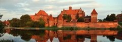 Polska: Przewodnik turystyczny i ciekawe miejsca dla podróżników