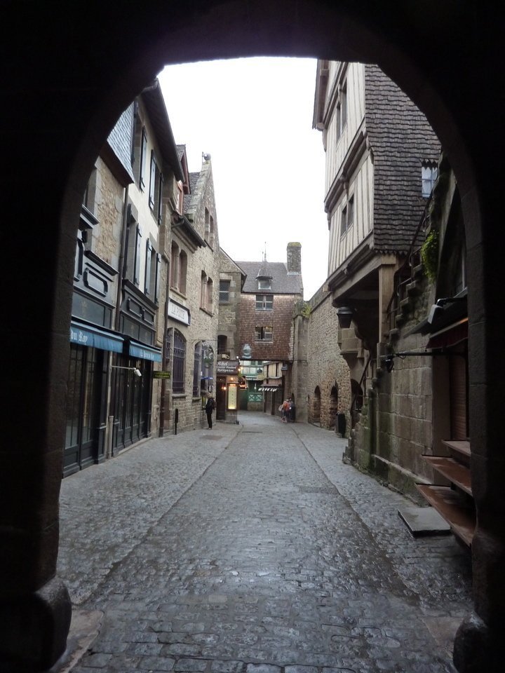 One of the streets in Mont Saint-Michel.