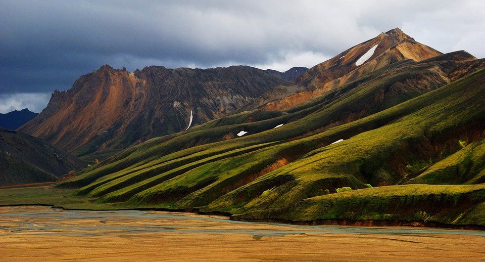 Landmannalaugar rainbow mountains