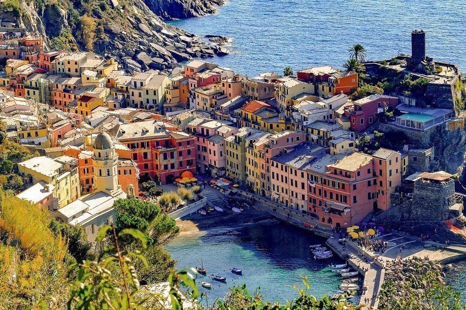 How to get to Cinque Terre?